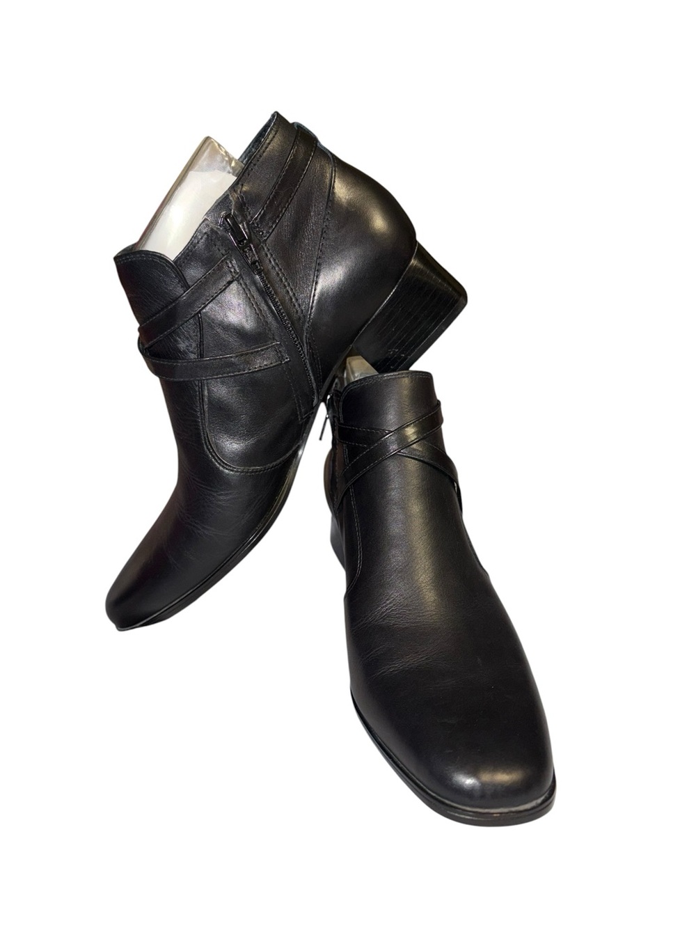 Michelle D ankle boots